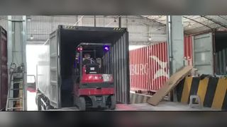 Pengepakan dan Pemuatan Profesional untuk Pengiriman Aman ke Seluruh Dunia